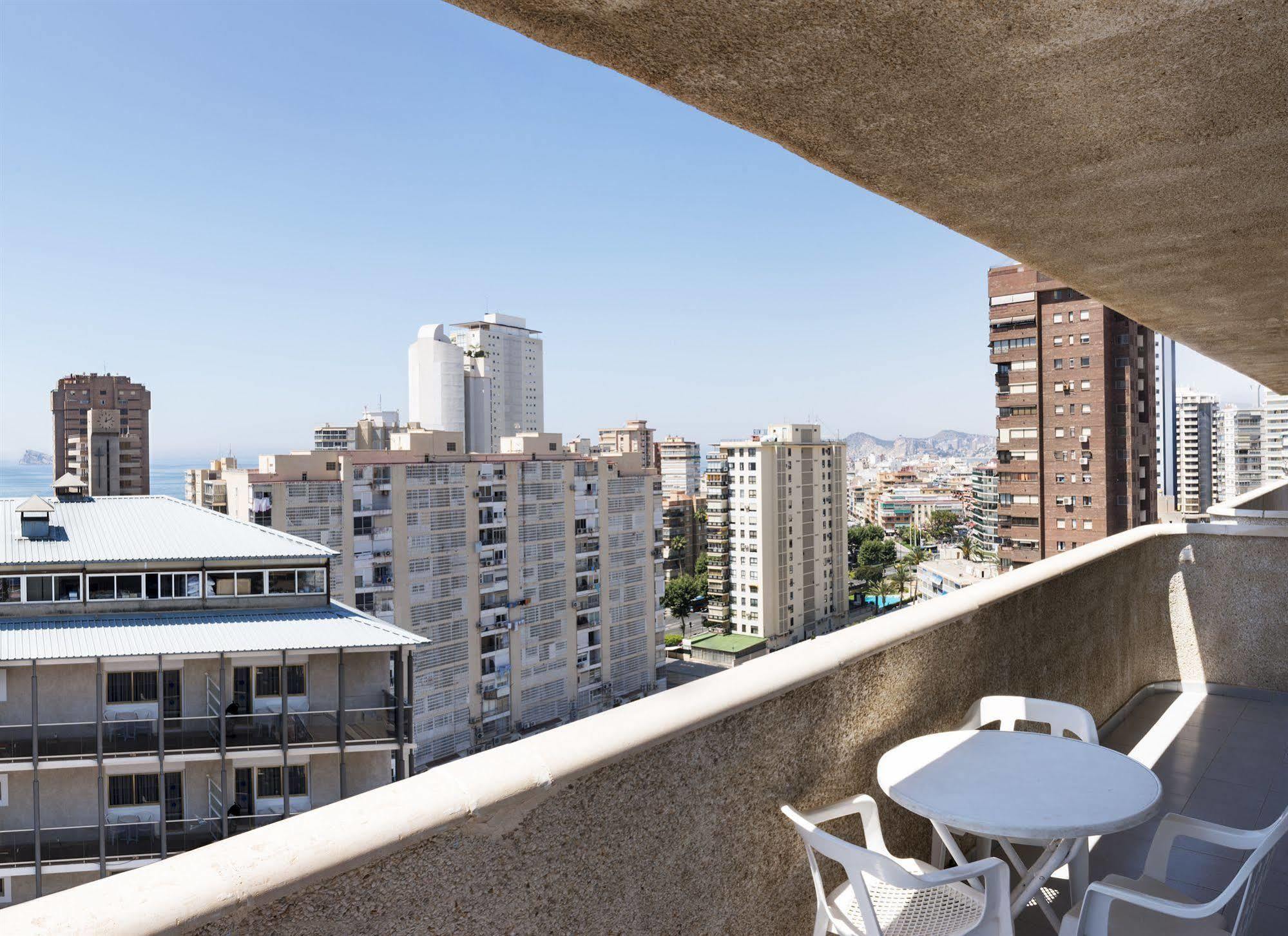 Apartamentos Portofino II Бенидорм Экстерьер фото