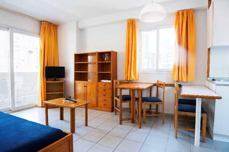 Apartamentos Portofino II Бенидорм Экстерьер фото